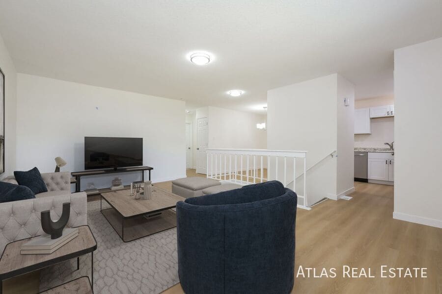 Photo - 108 Yank Way-