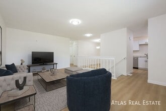 Building Photo - 108 Yank Way