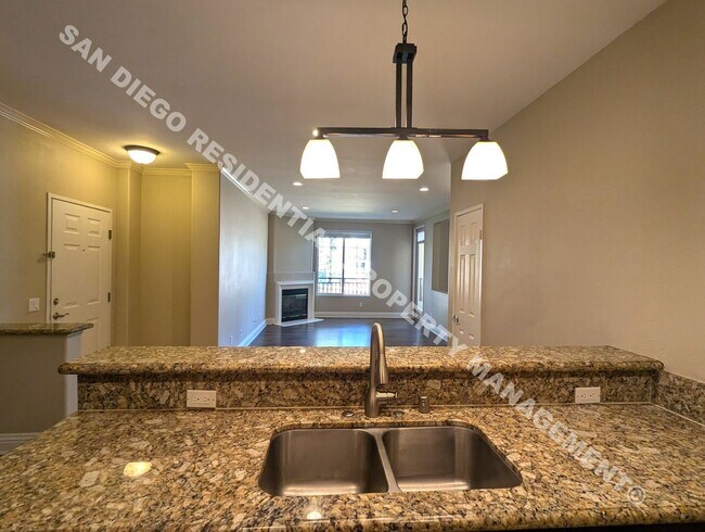 Foto del edificio - Elegant 2 Bedroom 2 Bath Condo in the Gate...