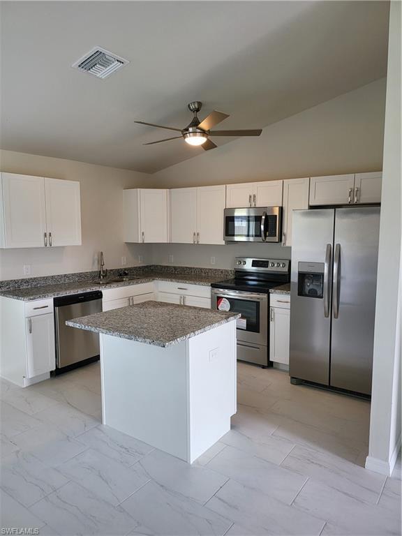 817 NE 10th Ln, Cape Coral, FL 33909 House for Rent in Cape Coral, FL