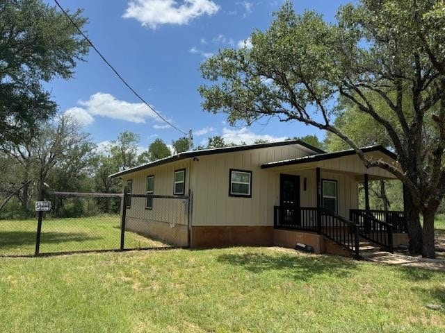 Building Photo - 1003 Lake Forest Dr