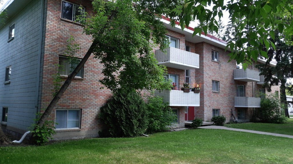 Building Photo - 0 Bed 0 Bath Unit in Red Deer, AB
