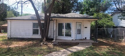 Building Photo - 401-401-401-402 16th St