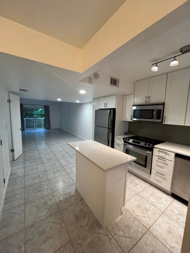 Foto del edificio - 1510 Ocean Shore Blvd