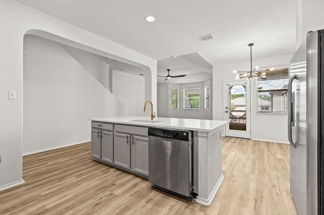 Building Photo - Fabulous 4 Bedroom Home in The Preserve at Indian Springs ~ Hot Tub ~ Great Amenities!