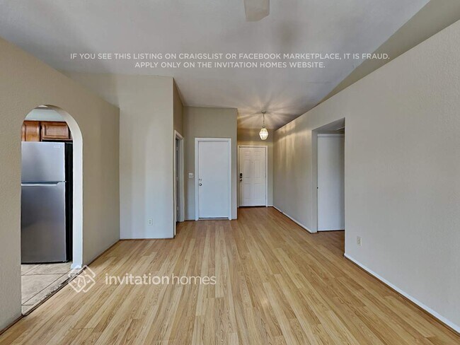 Foto del edificio - 5427 N 74th Ave