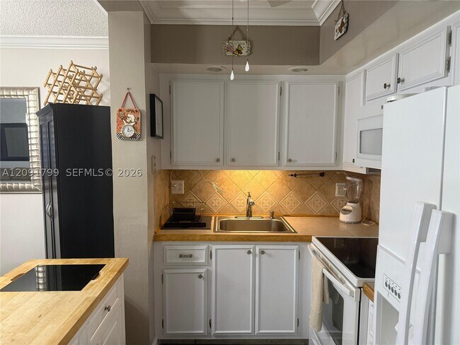 Foto del edificio - 1560 McKinley St