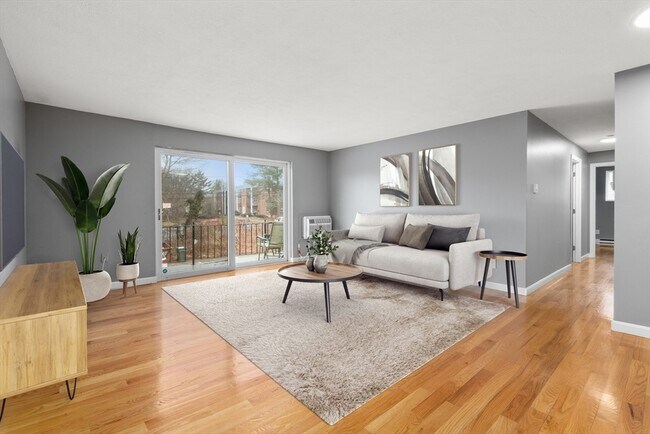 Foto del edificio - 96 Fountain Ln