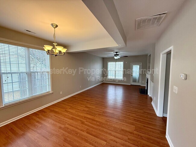 Building Photo - 217 Marino Pl