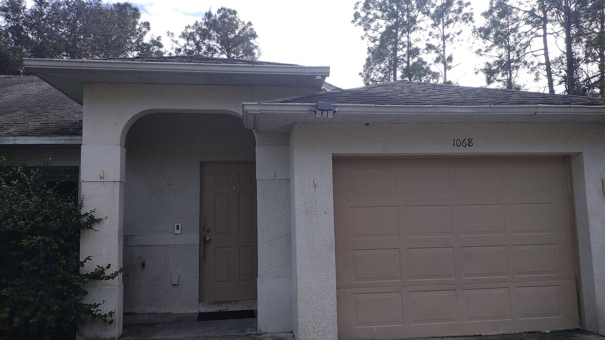 Photo - 1068 Ainsworth St E (Lehigh Acres, FL)