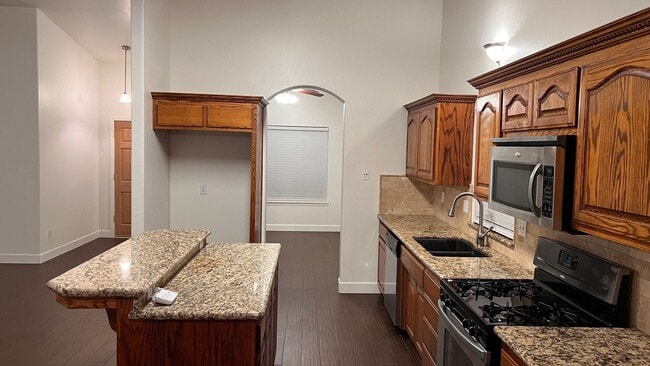 Building Photo - NW-COOL POOL & CUSTOM UPGRADES GALORE !!!