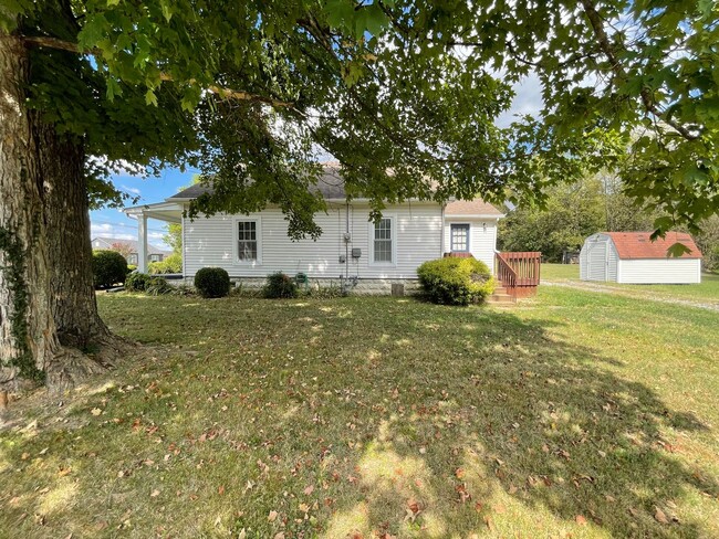 Building Photo - 2 bedroom Home in Calvert City