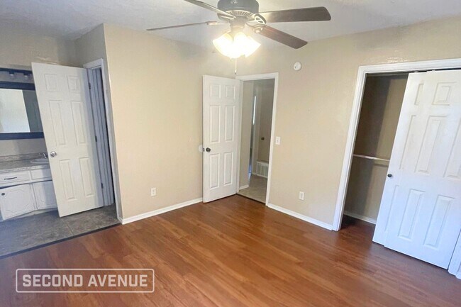 Foto del edificio - 1232 NW 103rd St