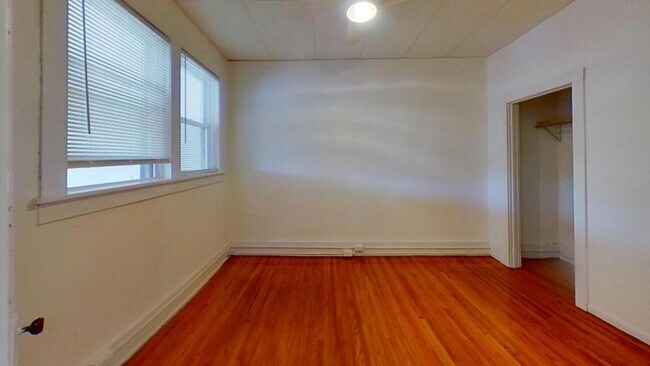 Foto del edificio - 11 West Main St