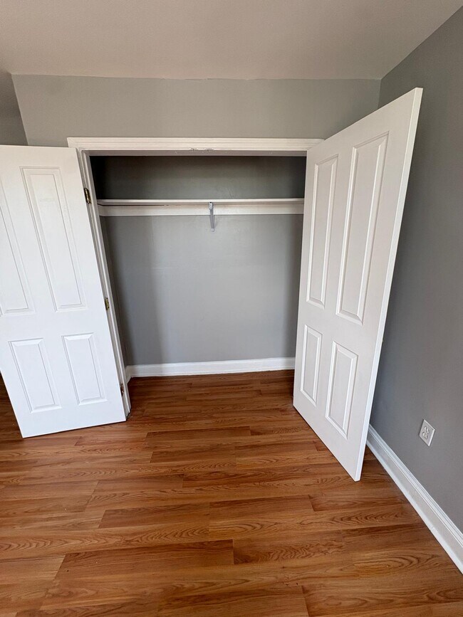 Foto del edificio - 646 Cokesbury Ave