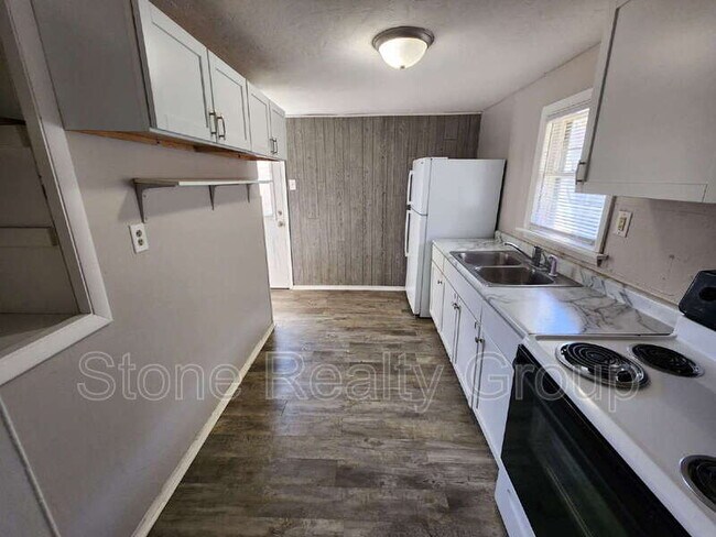 Foto del edificio - 2440 S 11th St
