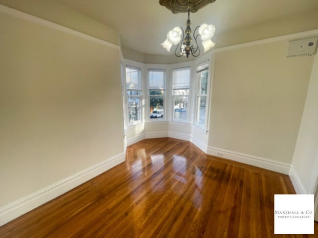 Foto del edificio - CLASSIC NOE VALLEY 1BD/1BAREMOD. BTHROOM, ...