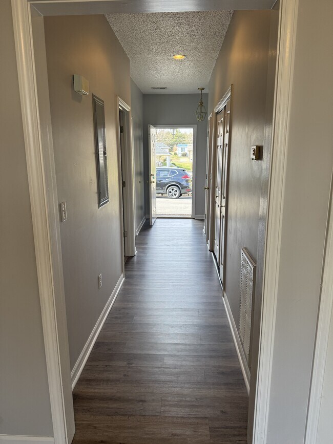 Foto del edificio - 3109 W Walnut St