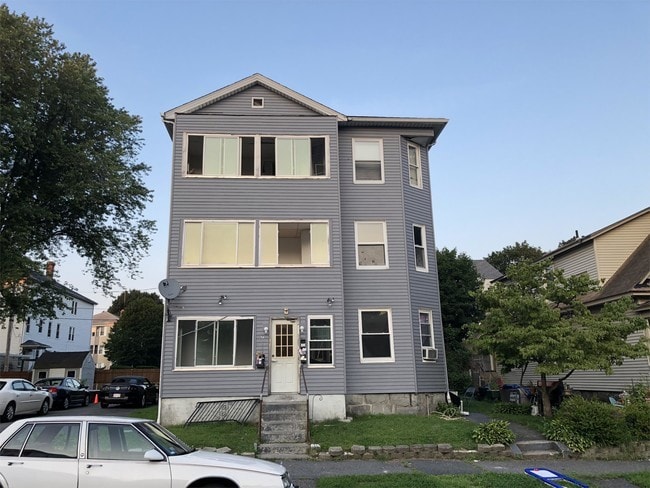 Building Photo - 171 Pilgrim Ave