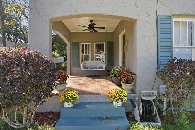 Foto del edificio - 162 S Fulton St