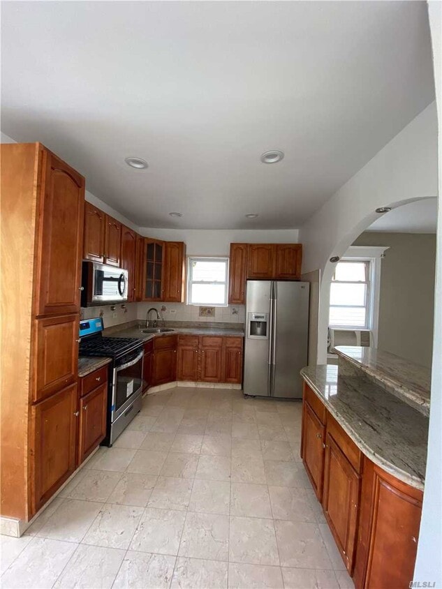 9425 110th St, Queens, NY 11419 Room for Rent in Queens, NY