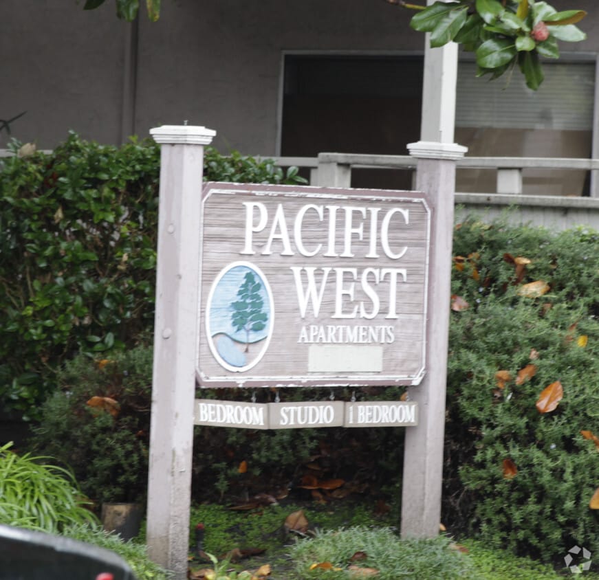 Building Photo - 1399 Pacific Ave