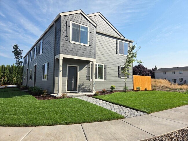 Building Photo - 4832 Flight Ave NE