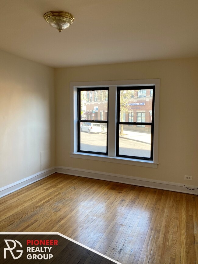 Building Photo - 2714 N Spaulding Ave