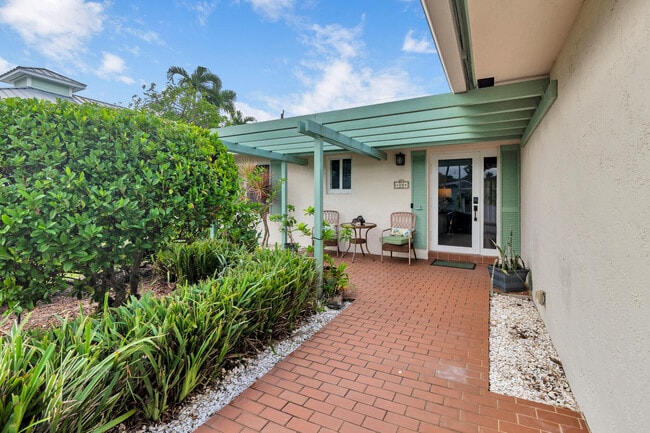 Building Photo - 10 Sailfish Ln