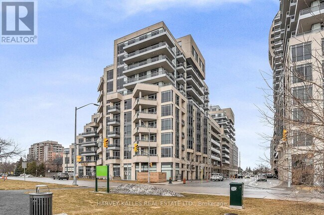 Photo du bâtiment - 9199 Yonge St