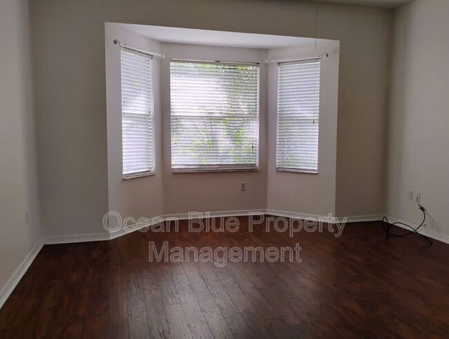 Building Photo - 20716 Eustis Rd