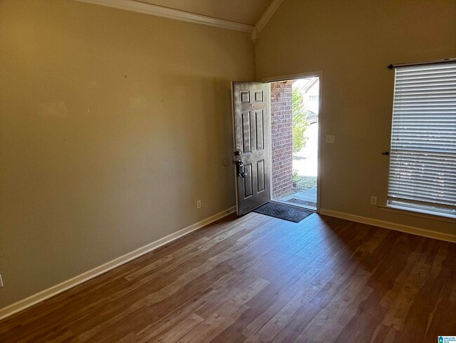 Building Photo - 2762 Southwood View