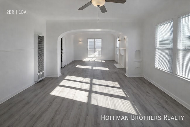 Building Photo - 1509 12th Ave