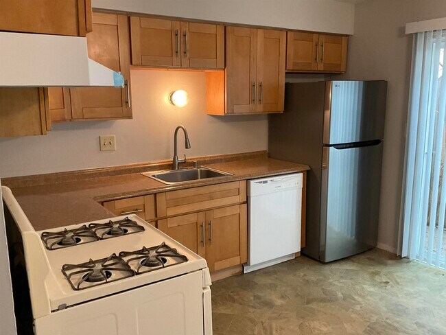 Foto del edificio - 1108 W 5th St