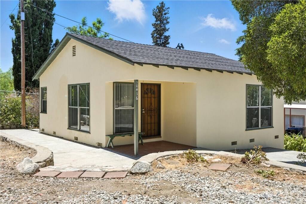 Foto principal - 10416 Fairgrove Ave