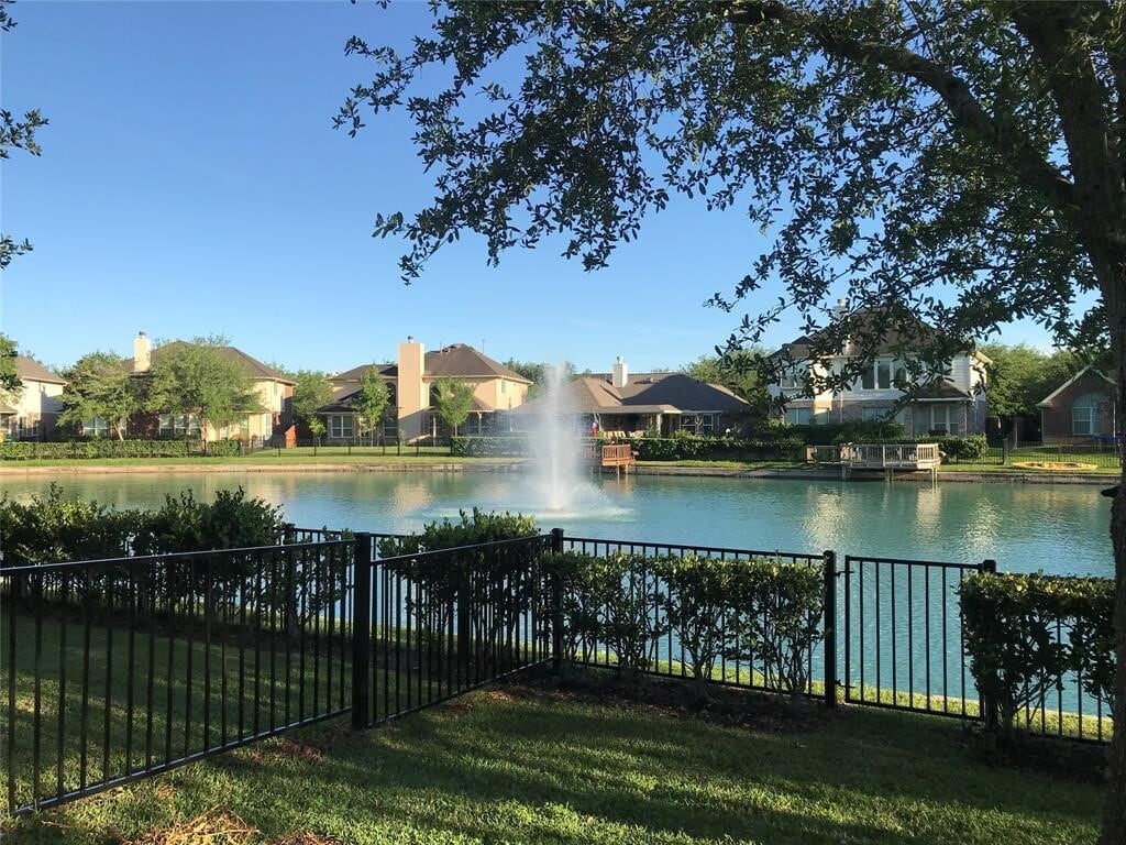 Foto principal - 8318 Golden Harbor