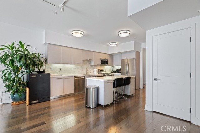 Foto del edificio - 1817 Prosser Ave