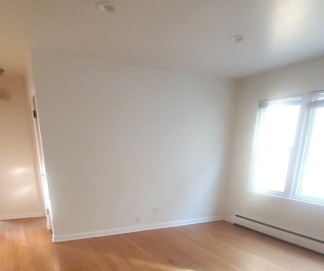 Building Photo - 2646 N Harlem Ave