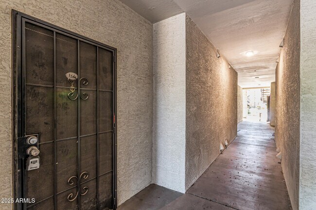 Foto del edificio - 3302 N 7th St