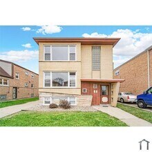 Building Photo - 7900 S Whipple St