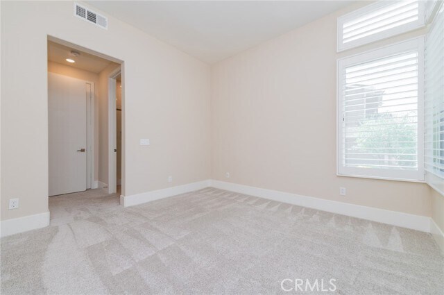 Foto del edificio - 60 Ray