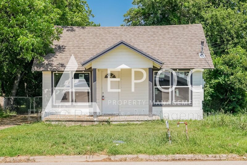 Primary Photo - 1007 Fisher St