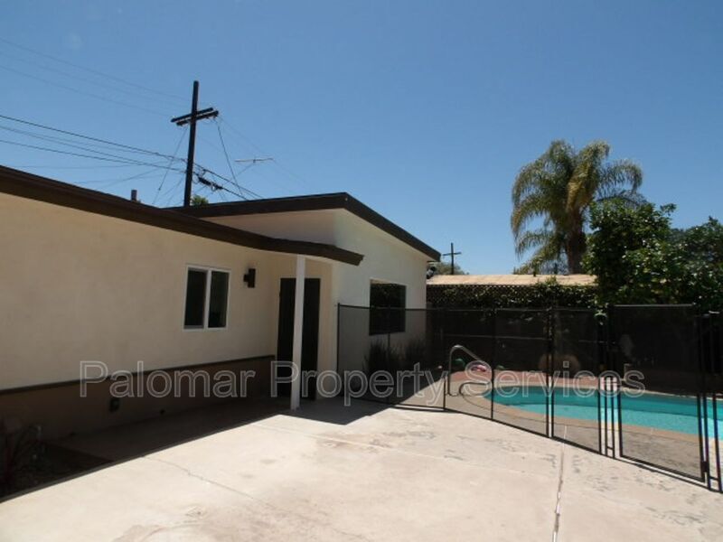 Primary Photo - 1125 S Pine St