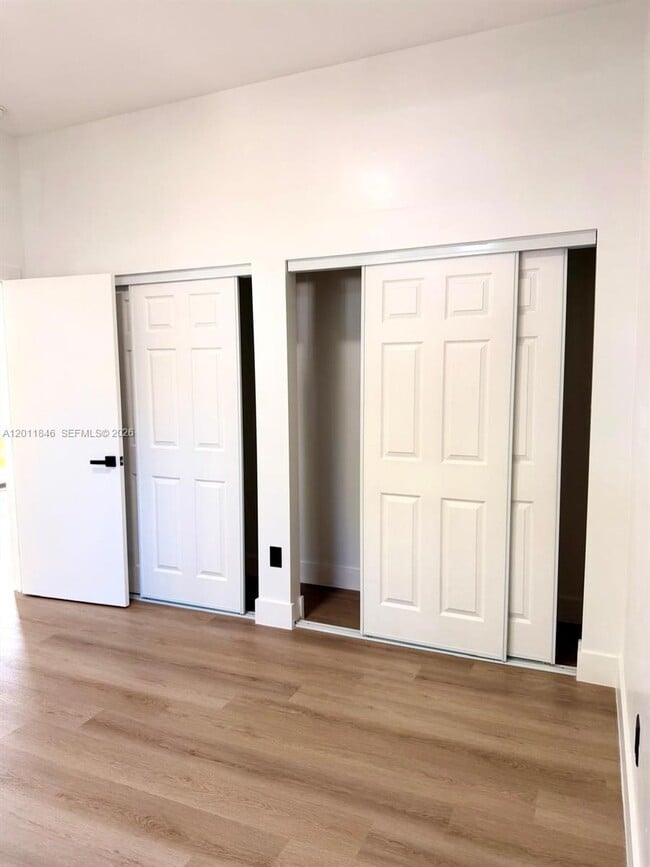 Foto del edificio - 3371 NW 51st St