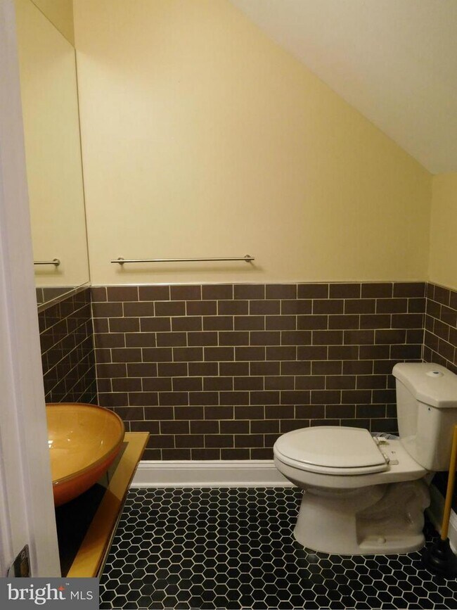 Foto del edificio - 1318 W St NW
