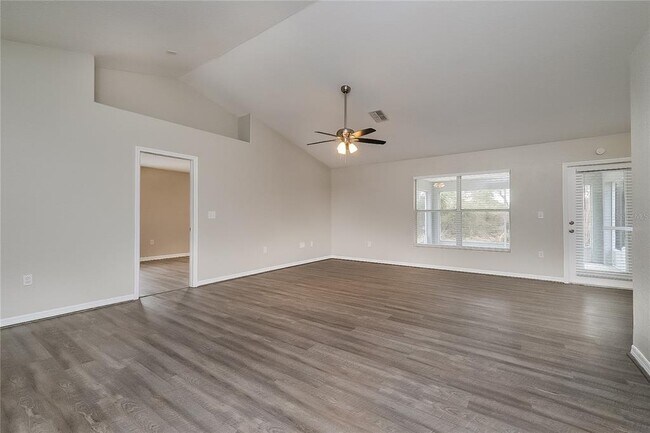 Foto del edificio - 1067 Aladdin Rd