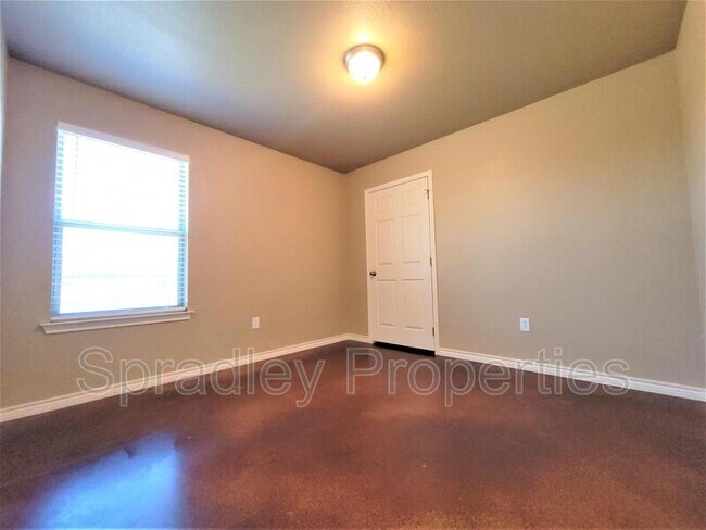 Building Photo - 1512 Brady Way