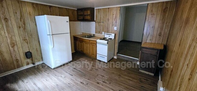 Building Photo - 3910 PA-447