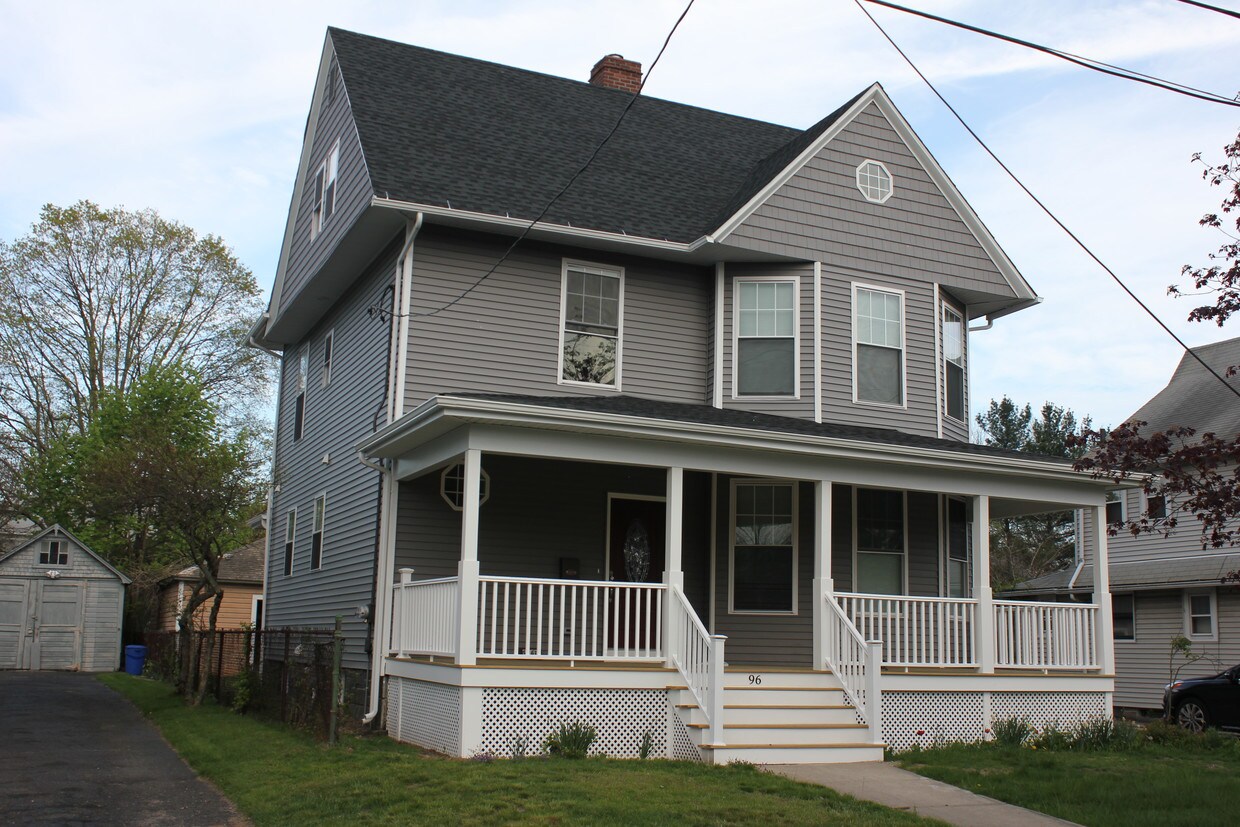 96 Sutton Ave, Stratford, CT 06615 House Rental in Stratford, CT