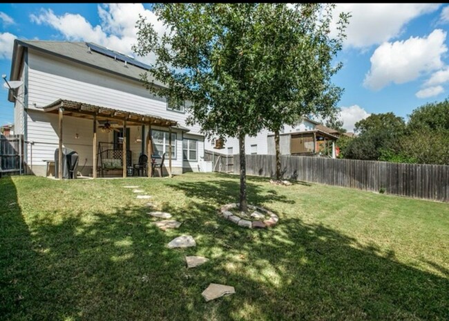 Foto del edificio - 7630 Avery Rd